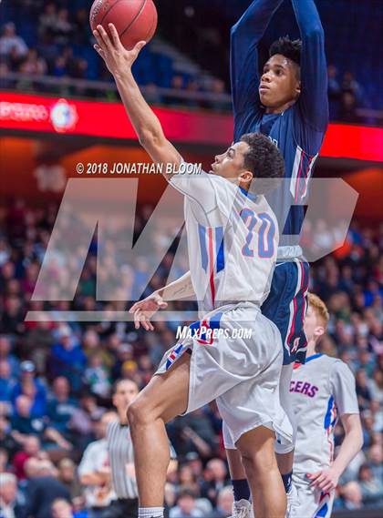 Thumbnail 1 in Avon vs. Waterford (CIAC D3 Final) photogallery.