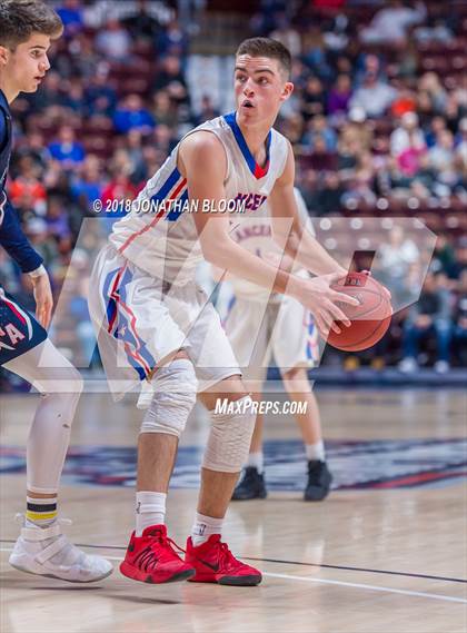 Thumbnail 2 in Avon vs. Waterford (CIAC D3 Final) photogallery.