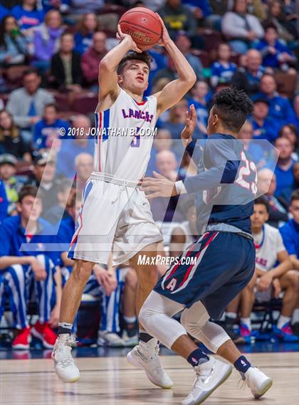 Thumbnail 3 in Avon vs. Waterford (CIAC D3 Final) photogallery.