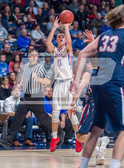 Thumbnail 3 in Avon vs. Waterford (CIAC D3 Final) photogallery.