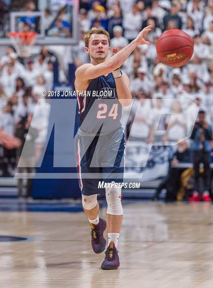 Thumbnail 3 in Avon vs. Waterford (CIAC D3 Final) photogallery.