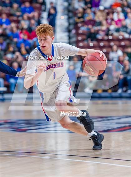 Thumbnail 2 in Avon vs. Waterford (CIAC D3 Final) photogallery.