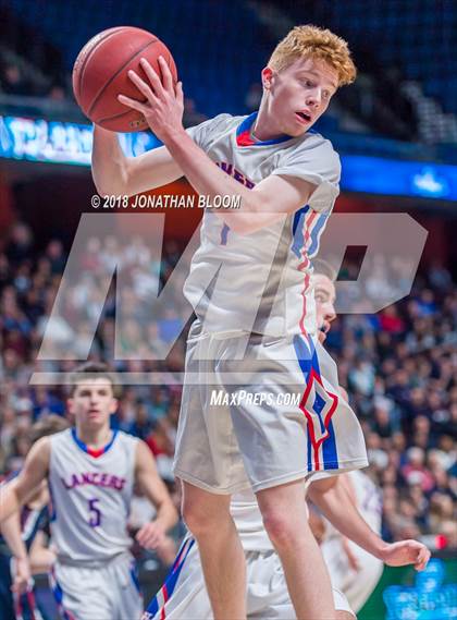 Thumbnail 1 in Avon vs. Waterford (CIAC D3 Final) photogallery.