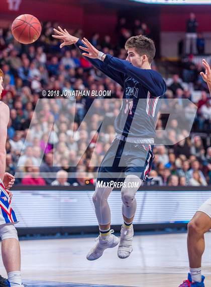 Thumbnail 2 in Avon vs. Waterford (CIAC D3 Final) photogallery.