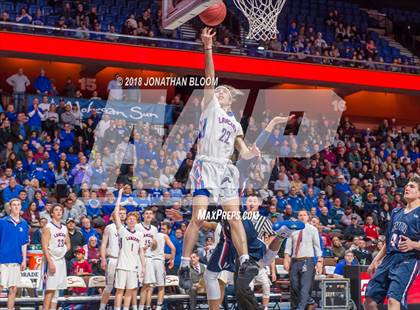Thumbnail 3 in Avon vs. Waterford (CIAC D3 Final) photogallery.