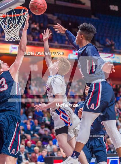 Thumbnail 1 in Avon vs. Waterford (CIAC D3 Final) photogallery.