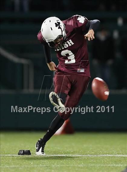 Thumbnail 3 in Aquinas vs. Whitesboro (NYSPHSAA Class A Semifinal) photogallery.