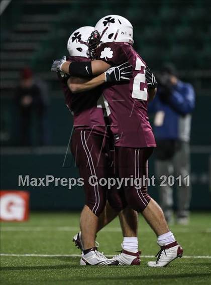 Thumbnail 2 in Aquinas vs. Whitesboro (NYSPHSAA Class A Semifinal) photogallery.