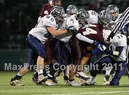 Thumbnail 3 in Aquinas vs. Whitesboro (NYSPHSAA Class A Semifinal) photogallery.