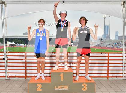 Thumbnail 2 in UIL 5A State Championship (Awards) photogallery.