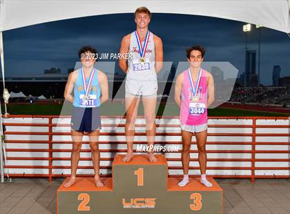 Thumbnail 3 in UIL 5A State Championship (Awards) photogallery.