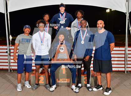 Thumbnail 1 in UIL 5A State Championship (Awards) photogallery.