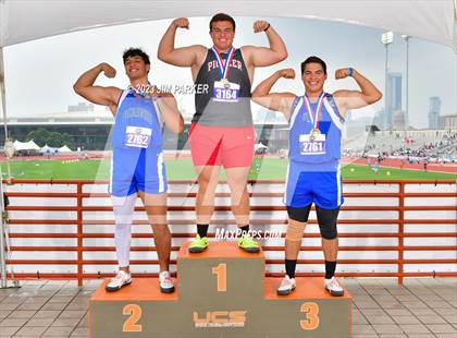 Thumbnail 1 in UIL 5A State Championship (Awards) photogallery.