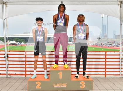 Thumbnail 1 in UIL 5A State Championship (Awards) photogallery.