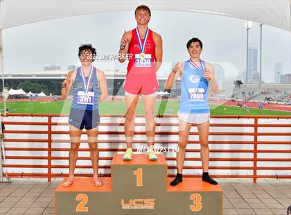Thumbnail 3 in UIL 5A State Championship (Awards) photogallery.