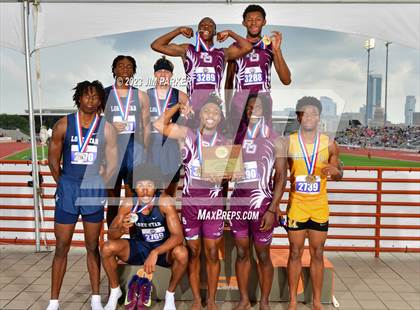 Thumbnail 2 in UIL 5A State Championship (Awards) photogallery.