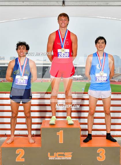 Thumbnail 1 in UIL 5A State Championship (Awards) photogallery.