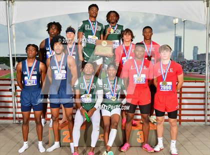 Thumbnail 3 in UIL 5A State Championship (Awards) photogallery.