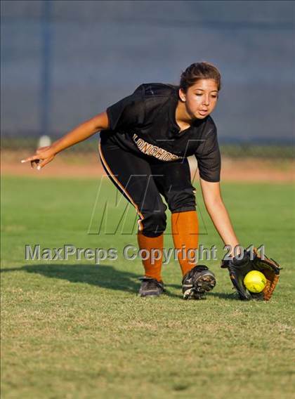 Thumbnail 1 in Dobie @ Pearland (UIL 5A Region III Final) photogallery.