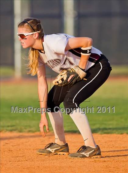 Thumbnail 3 in Dobie @ Pearland (UIL 5A Region III Final) photogallery.