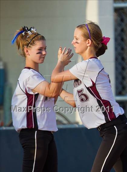 Thumbnail 1 in Dobie @ Pearland (UIL 5A Region III Final) photogallery.