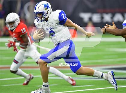 Thumbnail 1 in Barbers Hill vs Manvel (UIL 5A Regional Playoff) photogallery.