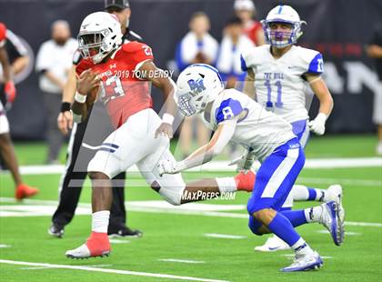 Thumbnail 1 in Barbers Hill vs Manvel (UIL 5A Regional Playoff) photogallery.