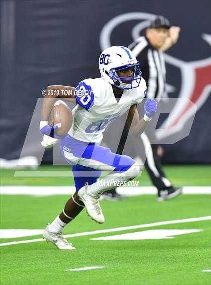 Thumbnail 2 in Barbers Hill vs Manvel (UIL 5A Regional Playoff) photogallery.