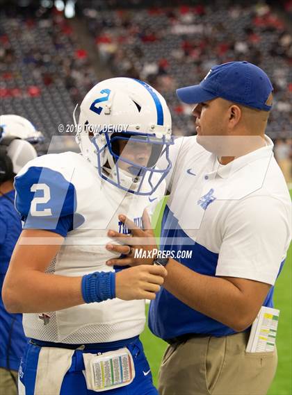 Thumbnail 1 in Barbers Hill vs Manvel (UIL 5A Regional Playoff) photogallery.