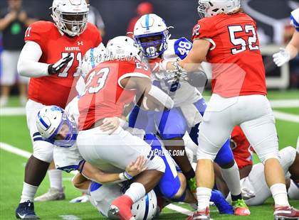 Thumbnail 3 in Barbers Hill vs Manvel (UIL 5A Regional Playoff) photogallery.