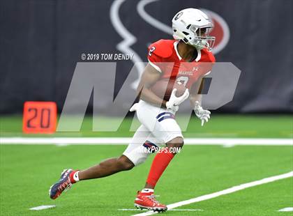 Thumbnail 3 in Barbers Hill vs Manvel (UIL 5A Regional Playoff) photogallery.