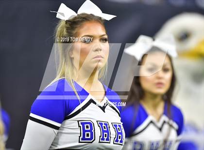 Thumbnail 1 in Barbers Hill vs Manvel (UIL 5A Regional Playoff) photogallery.