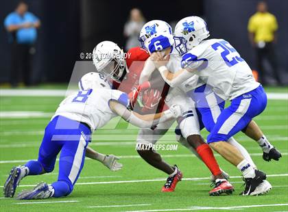 Thumbnail 3 in Barbers Hill vs Manvel (UIL 5A Regional Playoff) photogallery.