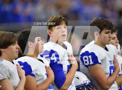 Thumbnail 2 in Barbers Hill vs Manvel (UIL 5A Regional Playoff) photogallery.