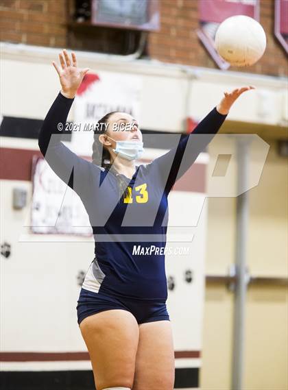 Thumbnail 1 in Modesto vs. Gregori photogallery.