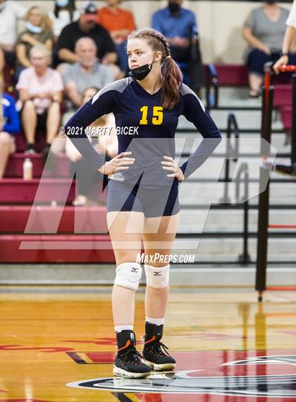 Thumbnail 2 in Modesto vs. Gregori photogallery.