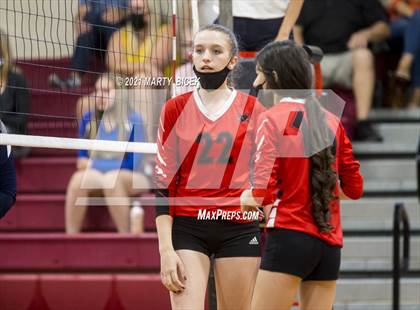 Thumbnail 3 in Modesto vs. Gregori photogallery.