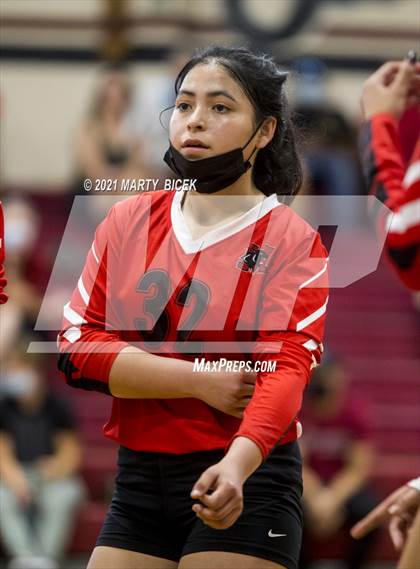 Thumbnail 2 in Modesto vs. Gregori photogallery.
