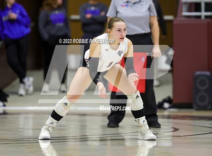 Thumbnail 1 in Fairfield vs. East Bernard (UIL 3A Regional Semi-Finals) photogallery.