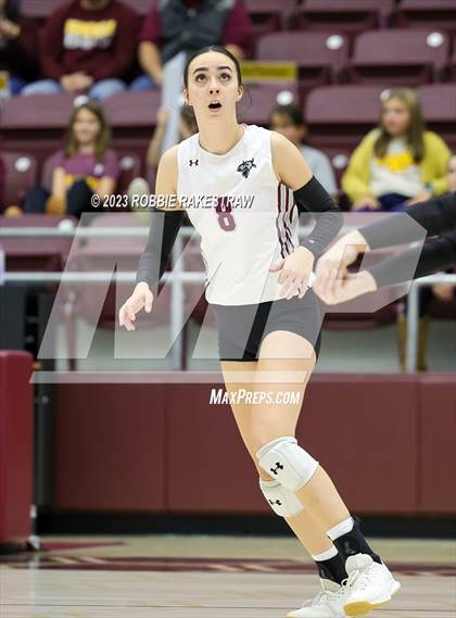 Thumbnail 1 in Fairfield vs. East Bernard (UIL 3A Regional Semi-Finals) photogallery.