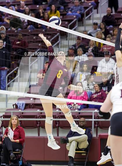 Thumbnail 3 in Fairfield vs. East Bernard (UIL 3A Regional Semi-Finals) photogallery.