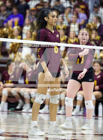 Thumbnail 3 in Fairfield vs. East Bernard (UIL 3A Regional Semi-Finals) photogallery.