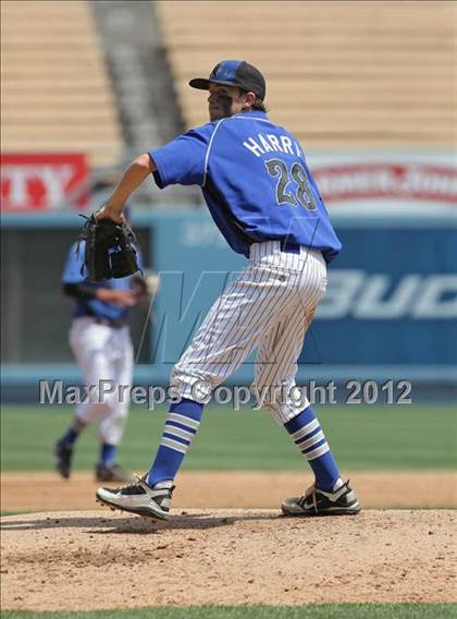 Thumbnail 3 in South Gate vs. North Hollywood (CIF LACS D2 Final) photogallery.