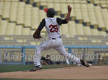 Thumbnail 1 in South Gate vs. North Hollywood (CIF LACS D2 Final) photogallery.