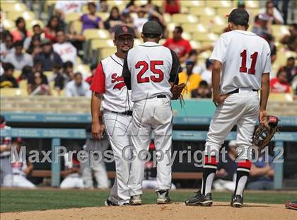 Thumbnail 3 in South Gate vs. North Hollywood (CIF LACS D2 Final) photogallery.