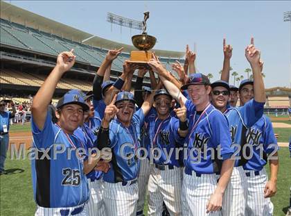 Thumbnail 1 in South Gate vs. North Hollywood (CIF LACS D2 Final) photogallery.