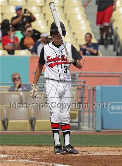 Thumbnail 1 in South Gate vs. North Hollywood (CIF LACS D2 Final) photogallery.
