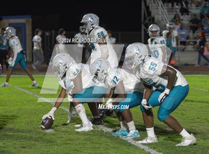 Thumbnail 3 in Royal vs Almeta Crawford photogallery.