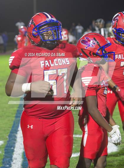 Thumbnail 3 in Royal vs Almeta Crawford photogallery.