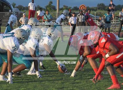 Thumbnail 3 in Royal vs Almeta Crawford photogallery.